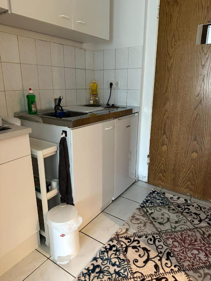 Jasmin'S Apartment Крефельд Экстерьер фото